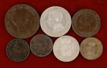 1870-1905. 2 (tres), 5, 10 céntimos. 1 y 2 pesetas. Lote de siete monedas. A examinar. MBC-/EBC.