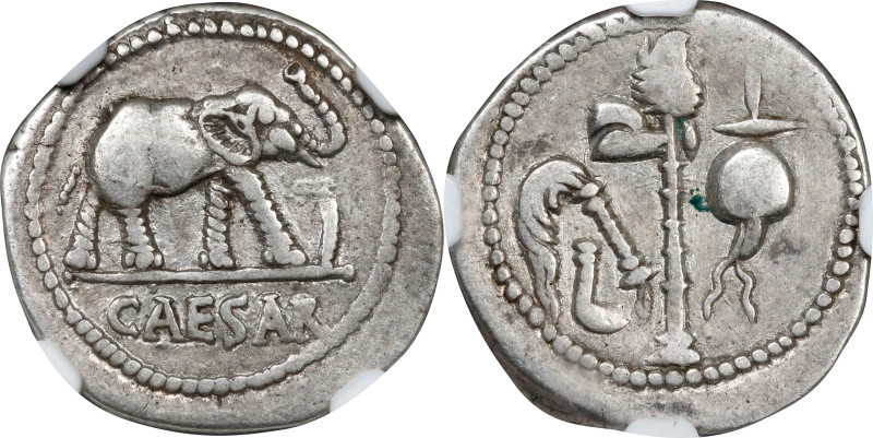 JULIUS CAESAR. AR Denarius (3.46 gms), Military Mint Traveling with Caesar, 49 B...