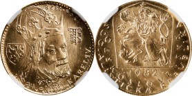 CZECHOSLOVAKIA. Gold Medallic Ducat, 1982. Kremnica Mint. NGC MS-67.
Fr-22; Novotny-138A. Mintage: 2,382. Commemorating the 600th anniversary of the ...