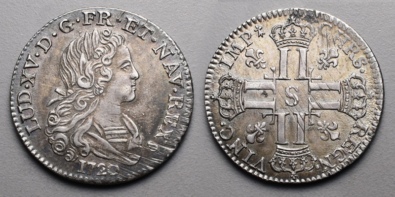 Le Royaume de France > Louis XV (1715-1774)
Petit louis d'argent. S=Reims. 1720....