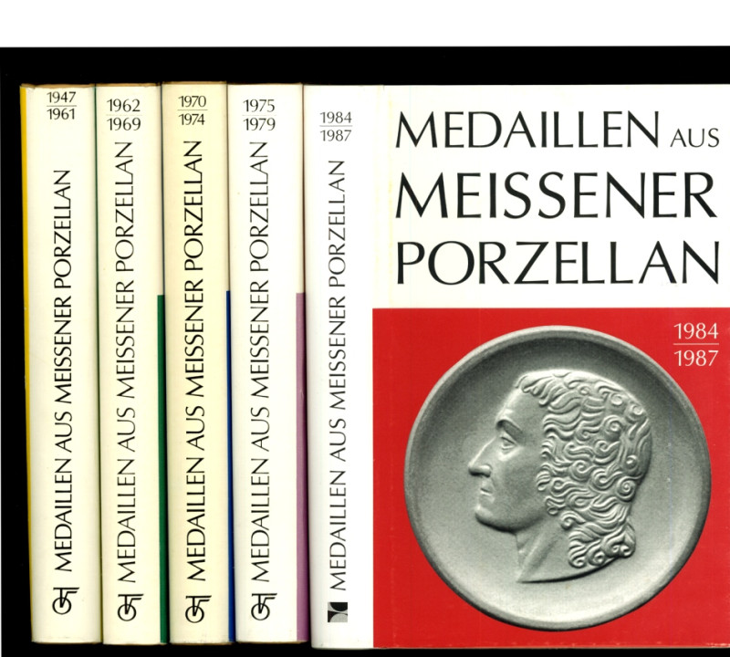 MEDAILLEN UND THEMATIK. 
Porzellanmedaillen. 
WEIGELT, K.H., S. u. G. Medaille...