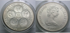 Cayman Islands. 
50 Dollar 1975. Büste Elizabeths II. n. r. Rv. 5 Medaillons mit Portraits der Königinnen Mary I., Elizabeth I., Mary II., Anne und V...