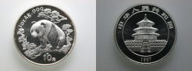 China. 
Volksrepublik. 
Panda 10 Yuan = 1 ounce 1997. KM&nbsp;986. Small date.. 

Brilliant uncirculated