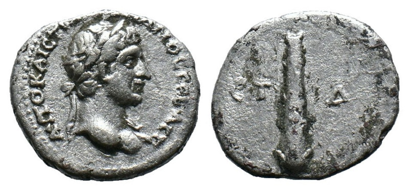 (Silver, 1.52g 15mm) Hadrian (117 - 138):
Kappadokien, Caesarea: AR
Hemidrachm...