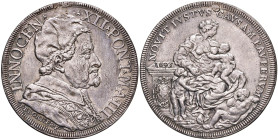 Innocenzo XII (1691-1700) Piastra 1693 An. III - Munt. 23 (g 31,61) AG RR Foro otturato e fondi lavorati
BB+
