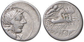 Fannia - M. Fannius C. f. - Denario (123 a.C.) Testa di Roma a d. - R/ La Vittoria su quadriga a d. - B. 1; Cr. 275/1 AG (g 3,81)
MB