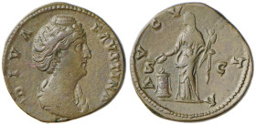 Faustina I (moglie di Antonino Pio) Sesterzio - Busto a d. - R/ Vesta sacrificante a s. con patera e palladio - RIC 1126 AE (g 22,49)
qSPL