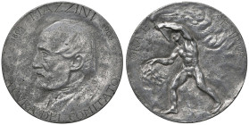 GIUSEPPE MAZZINI (1805-1872) Medaglia 1905 per il centenario della nascita - Opus: Albertis - MA (g 47,98 - Ø 52 mm)
BB