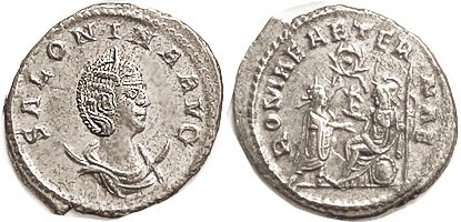 SALONINA, Ant, ROMAE AETERNAE, Std Roma giving Victory to Ruler, wreath above; E...