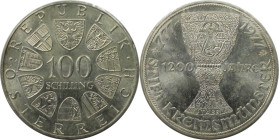 RDR – Habsburg – Österreich, REPUBLIK ÖSTERREICH. 1200 Jahre Stift Kremsmünster. 100 Schilling 1977. 24,0 g. 0.640 Silber. 0.49 OZ. KM 2934. Stempelgl...