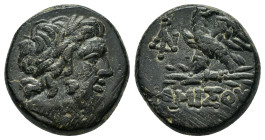PONTOS.Amisos.Mithradates VI.(Circa 85-65 B)C.Ae.

Obv : Laureate head of Zeus right.

Rev : AMIΣOY.
Eagle standing left on thunderbolt, wings open, h...