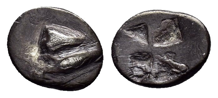 MYSIA. Kyzikos.(Circa 600-550 BC).Obol.

Obv : Head of tunny right.

Rev : Incus...