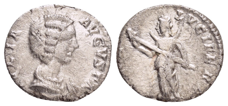 JULIA DOMNA.(Augusta, 193-217).Rome.Denarius.

Weight : 2.1 gr
Diameter : 16 mm