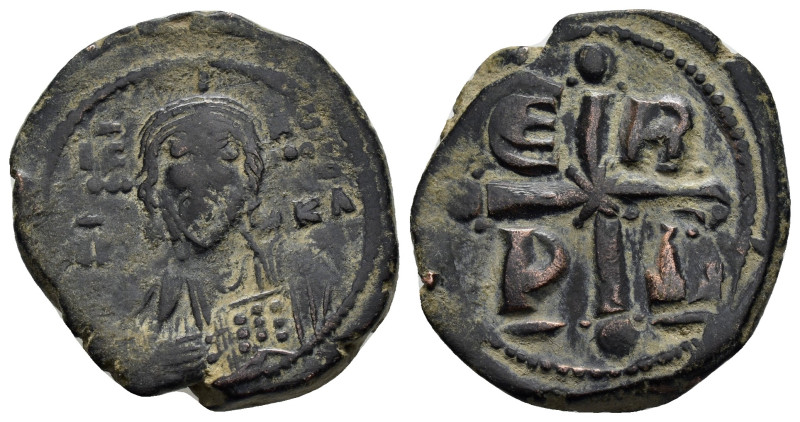 ROMANUS IV.(1068-1071).Constantinople.Follis.

Obv : IC XC NI KA.
Facing bust of...