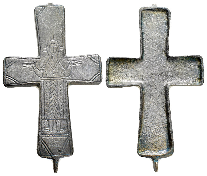 BYZANTINE EMPIRE.Cross.(8th-10th century).Ae.

Weight : 26.08 gr
Diameter : 77 m...