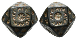 ANCIENT ISLAMIC BRONZE COMMERCİAL WEIGHTS (15TH-19TH AD)

Weight : 30.6 gr
Diameter : 17 mm