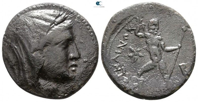 Bruttium. Petelia circa 280-216 BC. 
Bronze Æ

 22mm., 7,04g.



very fin...