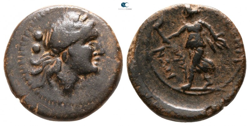 Bruttium. Petelia circa 215-210 BC. 
Sextans Æ

 14mm., 2,38g.



very fi...