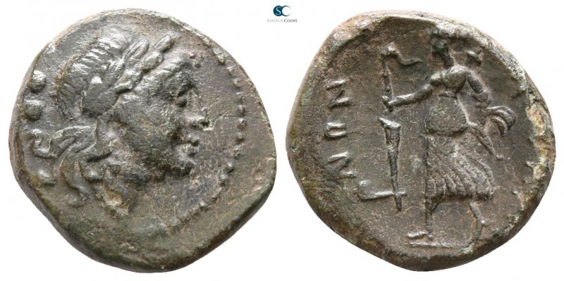 Bruttium. Petelia circa 204-89 BC. 
Sextans Æ

 15mm., 2,89g.



very fin...