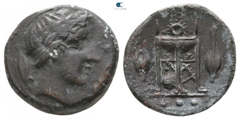 Sicily. Leontinoi circa 405-402 BC. 
Tetras Æ

 13mm., 2,10g.



very fin...