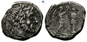 Anonymous 211-208 BC. Rome. Victoriatus AR