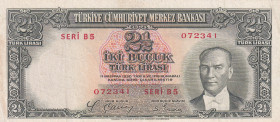 Turkey, 2 1/2 Lira, 1939, VF(+), p126, 2.Emission
VF(+)
Pressed
Estimate: USD 50 - 100