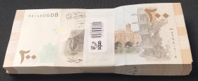 Syria, 200 Pounds, 2009, UNC, p114, BUNDLE
UNC
(Total 100 Banknotes)
Estimate: USD 30 - 60