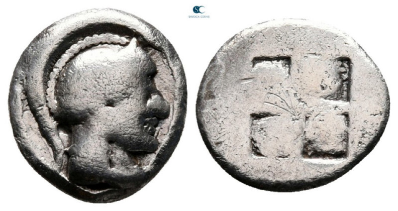 Macedon. Akanthos circa 500-470 BC. 
Diobol AR

11 mm, 1,29 g

Helmeted hea...