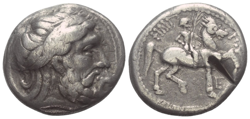 Ostkelten. Philippos II - Typen.

 Tetradrachme (Silber).
Vs: Kopf des bärtig...