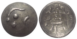 Ostkelten. Alexander III - Typen.

 Drachme (Silber). Ca.1. Jhdt. v. Chr.
Vs: Sehr stark stilisierter Kopf des Herakles im Löwenskalp rechts.
Rs: ...