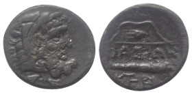 Inseln vor Thrakien. Thasos.

 Bronze. Ca. 180 - 85 v. Chr.
Vs: Kopf des bärtigen Herakles rechts.
Rs: Bogen und Keule; Amphora in Bogen, unten Mo...