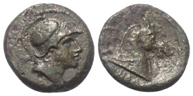 Anonyme Prägungen.

 Litra. 241 - 235 v. Chr. Rom.
Vs: Kopf der Minerva mit korinthischem Helm rechts.
Rs: ROMA. Kopf eines Pferdes mit Zaumzeug u...