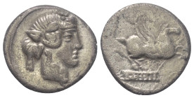 Q. Titius.

 Denar (Silber). 90 v. Chr. Rom.
Vs: Kopf des Bacchus (Liber) mit Efeukranz rechts.
Rs: Pegasus nach rechts springend, darunter Basis ...