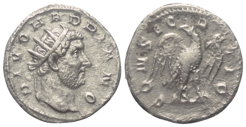 Traianus Decius (249 - 251 n. Chr.). Konsekrationsprägungen. Divus Hadrianus.
...