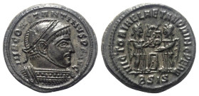 Constantinus I. (307 - 337 n. Chr.).

 Follis. 318 - 319 n. Chr. Siscia.
Vs: IMP CONSTANTINVS AVG. Büste mit Helm und Panzer rechts.
Rs: VICTORIAE...
