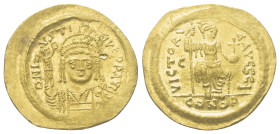 Iustinus II. (565 - 578 n. Chr.).

 Solidus (Gold). 567 - 578 n. Chr. Constantinopolis.
Vs: D N I - VSTI - NVS P P AVG. Büste mit Helm, Diadem mit ...