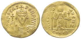 Phocas (602 - 610 n. Chr.).

 Solidus (Gold). 607 - 609 n. Chr. Constantinopolis.
Vs: Büste des Kaisers frontal mit Kreuzglobus in der Rechten.
Rs...