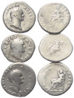 Römische Münzen - Lots. Kaiserzeit.


Lot (3 Stück, Silber): Denare des Vespasianus (69 - 79 n. Chr.).

Fast sehr schön.

Verkauft wie besehen,...