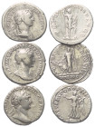 Römische Münzen - Lots. Kaiserzeit.


Lot (3 Stück, Silber): Traianus Denare (98 - 117 n. Chr.).

Meist fast sehr schön, teils besser.

Verkauf...