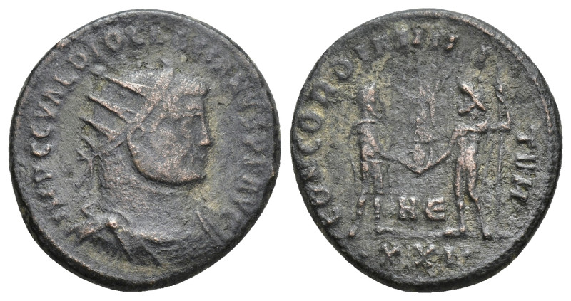 Diocletian (284-305). Radiate (20mm, 4.25 g). Heraclea. Radiate, draped and cuir...