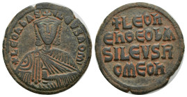 Leo VI the Wise. AD 886-912. Constantinople Follis Æ (26mm, 8.44 g). +LEOn bASILEVS ROm, crowned bust facing with short beard, wearing chlamys, holdin...