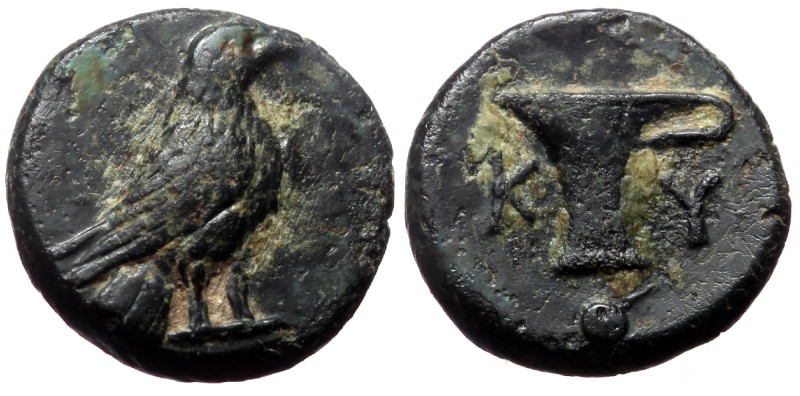 Aeolis, Kyme, AE,(Bronze,1.26 g 10 mm), Circa 350-250 BC. Aeolis, Kyme, AE,(Bron...