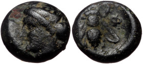 Ionia, Ephesos, AE, (Bronze, 1.45 g 10 mm), Circa 375-325 BC.