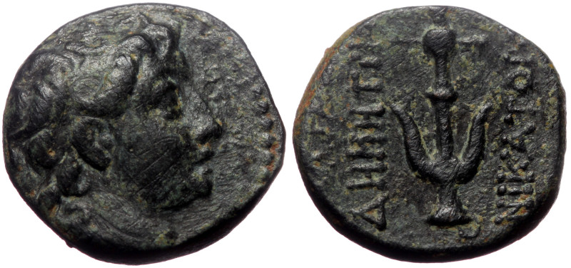 Seleukid Kingdom. Demetrios II Nikator, AE,(Bronze,4.20 g 15 mm),1st reign 146-1...