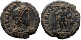 Theodosius I (379-395). AE, Follis. (Bronze, 3.95 g. 21 mm.) Heraclea.