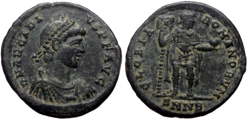 Arcadius (383-408). AE, Follis. (Bronze, 4.85g, 22mm) Nicomedia. Arcadius (383-4...