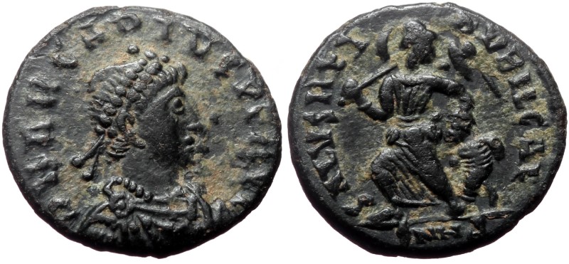 Arcadius (383-408) AE Nummus (Bronze, 11mm, 1.19g) Nicomedia, 388-392. Arcadius ...