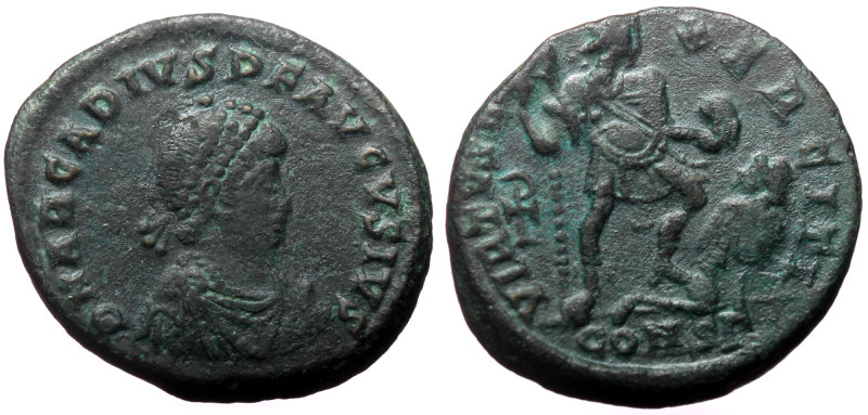 Arcadius (383-408) AE follis, Constantinople, 383-388. Arcadius (383-408) AE fol...