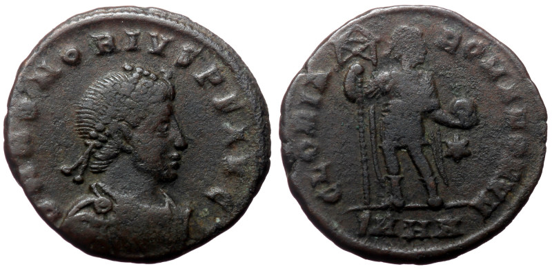 Honorius (393-423) AE follis, Heraclea. Honorius (393-423) AE follis, Heraclea....