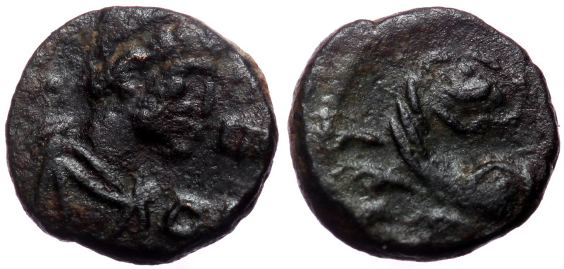 Leo I (457-474) AE nummus (Bronze, 9mm, 0,94g) Constantinople, 457-462. Leo I (4...